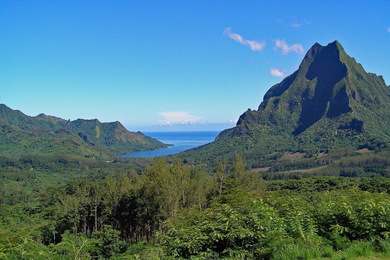 17 Fascinating Facts About French Polynesia - Fact City