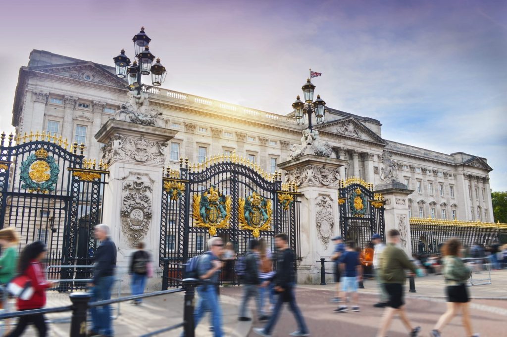 interesting facts about Buckingham Palace