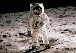 facts about the Apollo moon landing