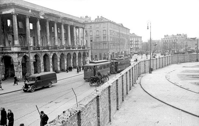Warsaw ghetto wall and Lubomirski palace