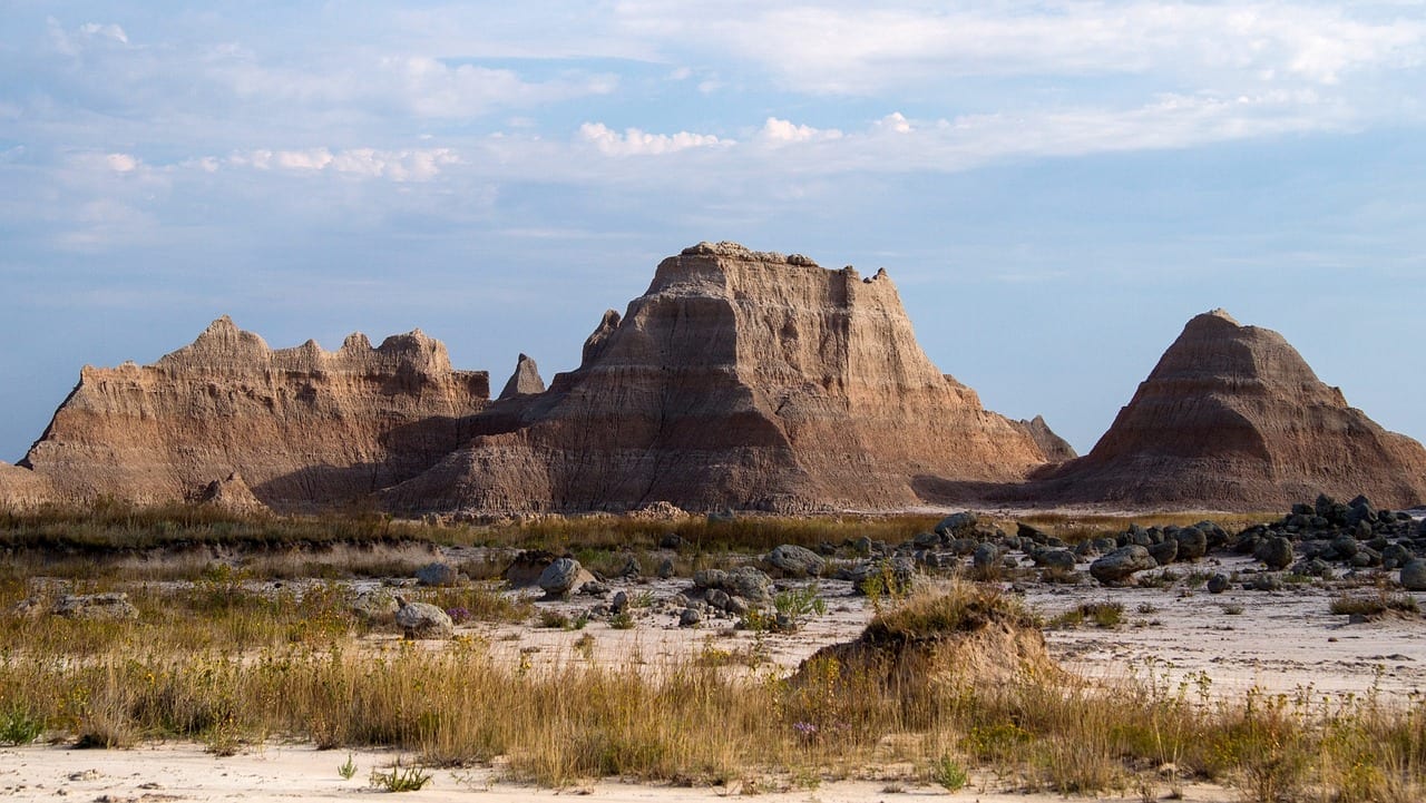 13 Sensational Facts about South Dakota Fact City