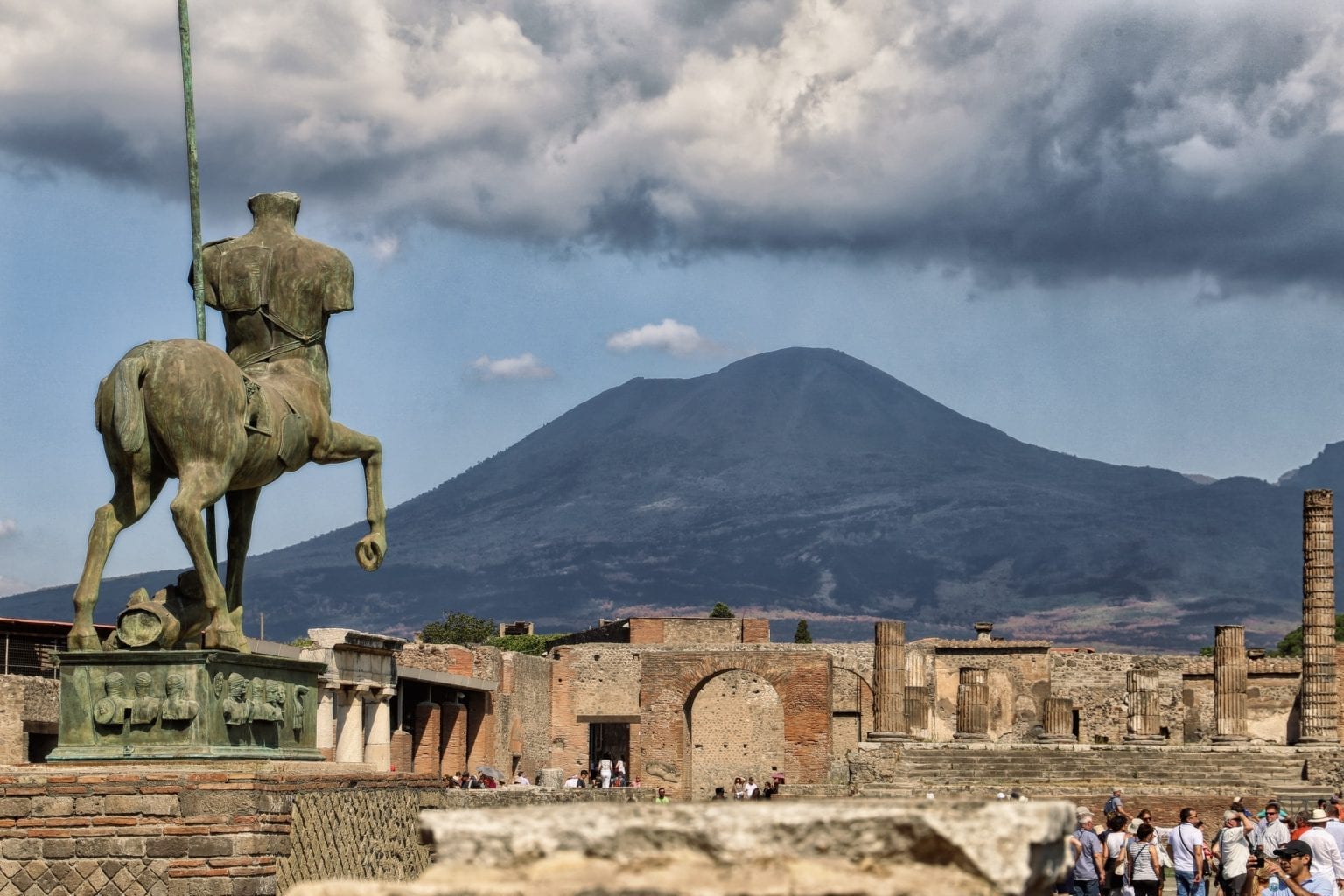 11 Profound Facts About Pompeii Fact City