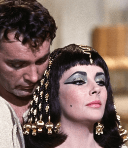 Richard Burton and Elizabeth Taylor in 'Cleopatra'