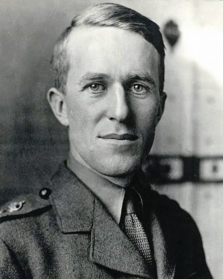 Facts about Te Lawrence