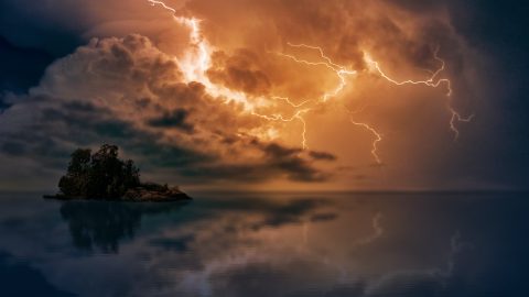 facts about lightning