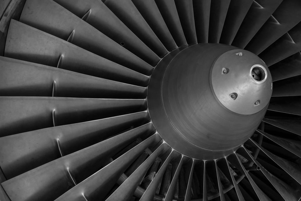interesting facts about the jet engine