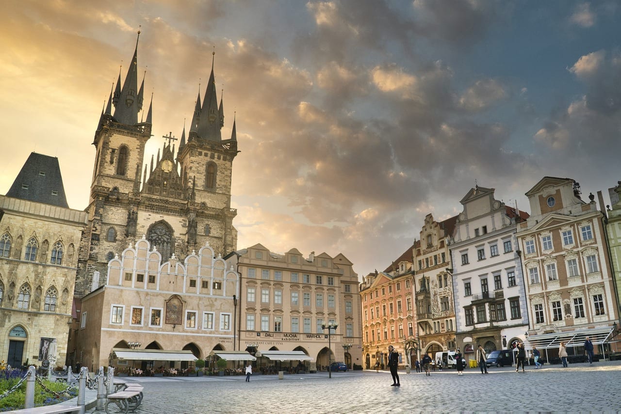 12 Perfect Facts about Prague Fact City