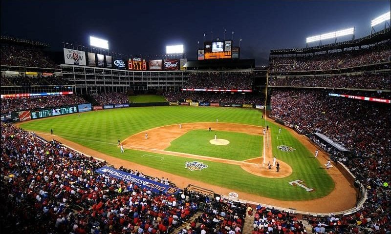 15 Brilliant Facts about Baseball - Fact City