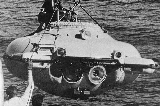 a submarine used for marine research 