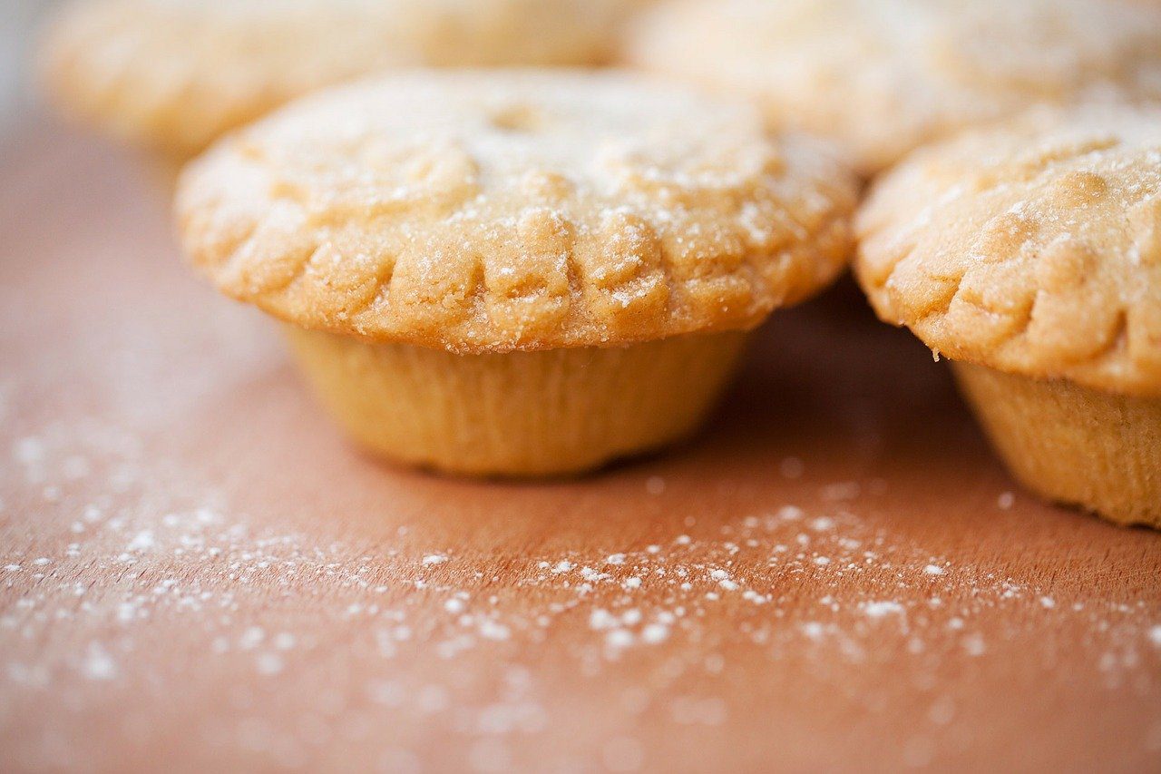 Yummy mince pie dusted in icing sugar