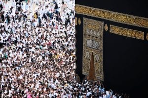 crowds of people at Mecca