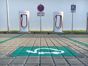 Tesla supercharger