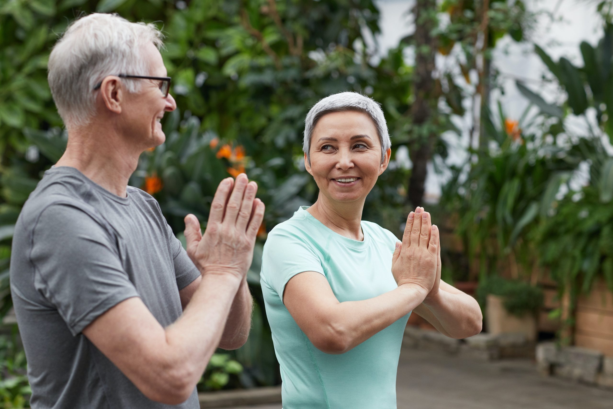 couple exercising