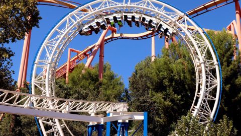 In 1976, Six Flags Magic Mountain introduced “The New Revolution,”