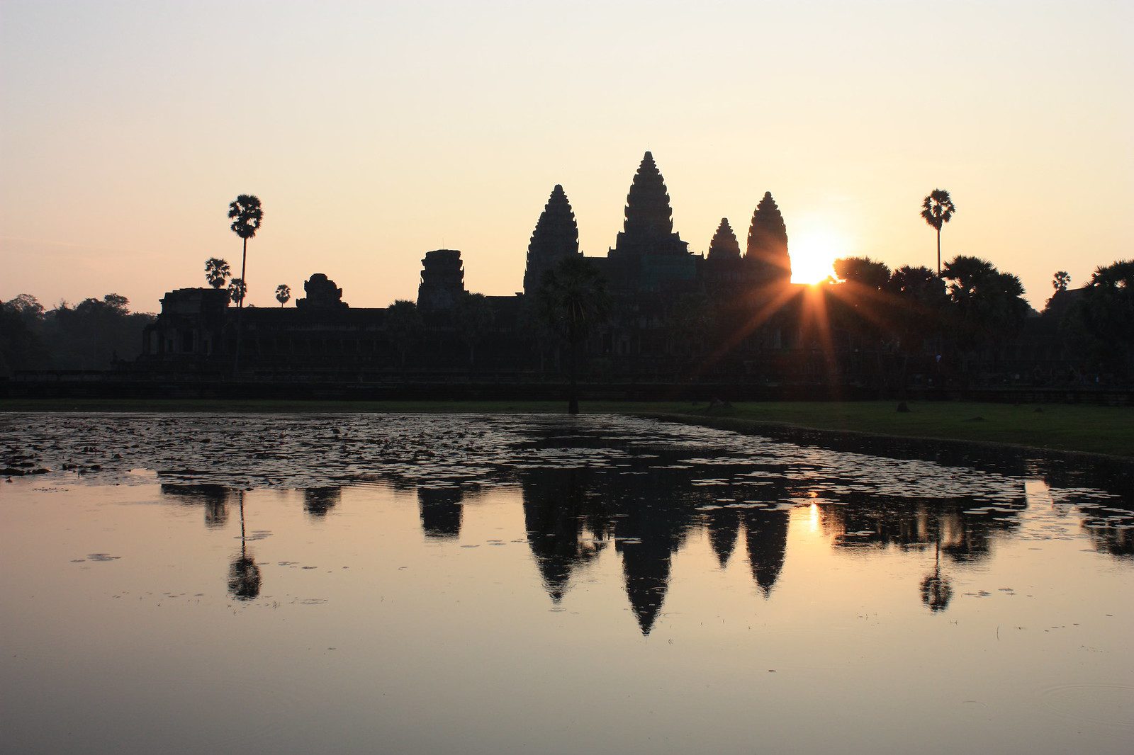 🛕 9 Amazing Facts About Angkor Wat Fact City