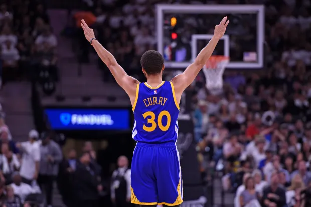 Steph Curry jersey